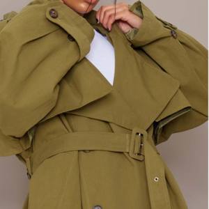 Trench en cuir matelassé imperméable respirant Long hiver grande taille métallisé femmes manteaux avec logo personnalisé fabriqué au Pakistan - Product Image 4