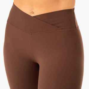 กางเกงเลกกิ้งออกกำลังกายและโยคะของผู้หญิงเลกกิ้งออกกำลังกายแบบพรีเมี่ยมออกแบบได้ตามต้องการ - Product Image 2