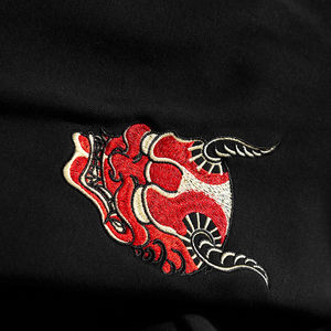 เสื้อฮู้ดปักโลโก้ออกแบบได้ตามต้องการมีฮู้ดแบบหนาคุณภาพสูง - Product Image 5