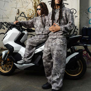 ชุดเซ็ตเสื้อสเวตเชิ้ตและกางเกงขายาวทรงจ็อกเกอร์แบบสวมใส่สบาย ไซส์พลัส คุณภาพพรีเมียม ลายพรางต้นไม้แบบเรียลทรี ล้างสีแบบแอซิดวอช ทรงแบ็กกี้ ขาบาน สำหรับผู้ชาย - Product Image 1