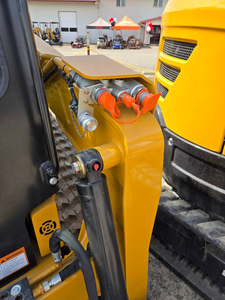 Oferta de descuento en equipos nuevos/usados: Paquete completo de excavadoras de cadenas Sany SY35U y Sany ST230V para contratistas - Product Image 6