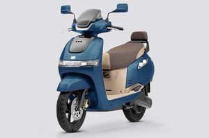 Meilleures ventes de scooters et motos iQube en promotion et prêts à l'exportation - Product Image 4