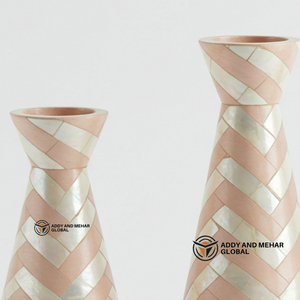 ผู้ถือเทียนเม็ดไข่มุกเม็ดเล็กสุดหรูสำหรับใส่เทียนสีชมพูอ่อนและสีขาวลายทางเรขาคณิต - Product Image 4