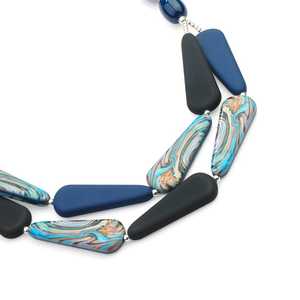 Collier personnalisé de luxe fabriqué à la main en résine pour les femmes très poli belle mode avec perle perles de meilleure qualité directement en Inde - Product Image 3