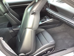 IMPRESIONANTE PO-RSC-HE 911 CA-RR-ERA 2025 CON MOTOR AUTOMÁTICO Y ASIENTOS DE CUERO - Product Image 2