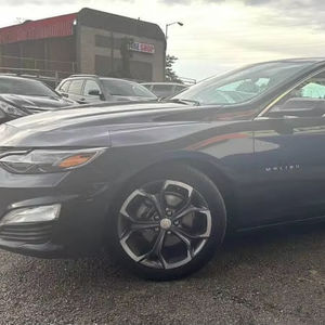 2023 C * hevrolet Malibu LT d'occasion - Product Image 1