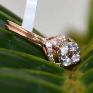 Anillo de Mujer de Oro Blanco Sólido de 14K/18K con Diamante Natural de Corte Brillante Redondo, Certificado por Terceros, Diseño de Alta Gama - Product Image 4