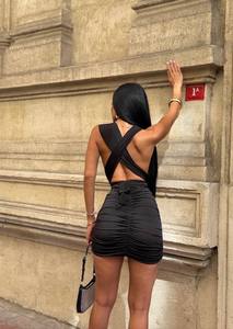 Black Solid Square Collar Bodycon Midi <b>Dress</b> Ruched Design <b>Strapless</b> Fitted Natural Waist Plain Dyed Office Wear <b>Summer</b> Style - Product Image 2