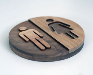 Señalización de Baño de Madera Personalizada que Cumple con la ADA |   Placa indicadora de puerta de baño |   Diseño Direccional y Táctil - Product Image 6