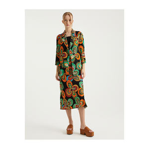 Chaqueta con Estampado Floral para Mujer BGN Sin Forro Hecha en Turquía - Product Image 2