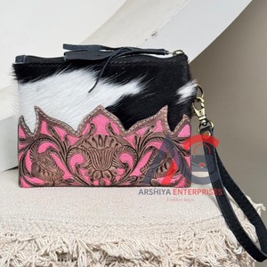 Producto de tendencia 2025, nuevo diseño, bolso de mano grande de cuero mecanizado a mano, bolso de mano para mujer, monedero con cremallera y borla de piel de vaca - Product Image 1