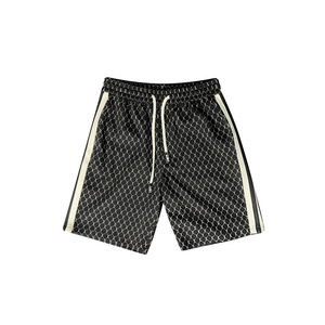 Shorts d'été pour hommes, style hip-hop, motif uni, taille élastique, cordon de serrage, design en maille respirant et coupe-vent, vente en gros - Product Image 2
