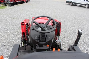 Tractor Mahindra de Calidad, 70HP, 4WD, Transmisión por Engranajes, Tractor Agrícola de Alta Productividad con Motor, Bomba de Caja de Cambios y Accesorios Gratuitos - Product Image 6