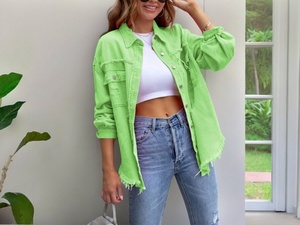 Veste style jean denim personnalisée OEM pour femmes Vêtements d'extérieur surdimensionnés décontractés avec bouton Veste d'automne en coton de couleur personnalisée - Product Image 3