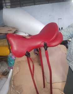 Selle d'endurance pour cheval de style anglais TRIDENT INTERNATIONAL, PVC/cuir, légère, design personnalisé, logo couleur disponible, Inde - Product Image 2