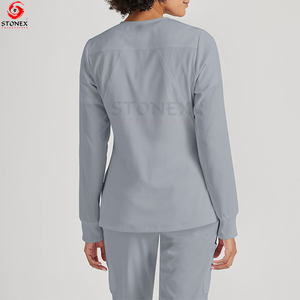 Chaquetas Quirúrgicas Personalizadas de Alta Calidad para Mujer con Cierre en el Cuello, Cálidas para Invierno, con Puños Acanalados y Relleno de Algodón, Tejido Estampado - Product Image 2