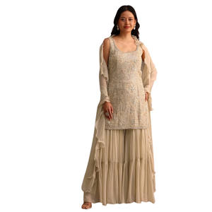 Commercio all'ingrosso Beige Sharara ricamato Set con Dupatta per la festa nuziale indossare la Reception festiva e gli ordini all'ingrosso etnici personalizzati - Product Image 1