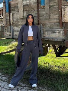 Ensemble de survêtements 2 pièces pour femmes sur mesure | Veste zippée coupe ample + pantalon droit pour la salle de sport et les vêtements décontractés - Product Image 5