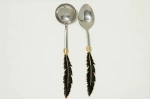 Ensemble de couverts à tête argentée avec poignée en plumes noires pour dîner, servir des fêtes de mariage et des occasions spéciales - Product Image 6