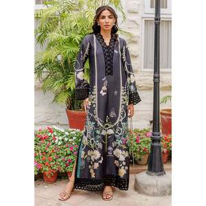 Flowy Floral Viscose <b>Kaftan</b> for <b>Plus</b>-<b>Size</b> Women - Product Image 1