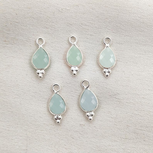 Charmes en quartz aigue-marine en forme de poire, sertis à la main, coupe briolette, argent sterling 925, ensemble de sertis, pendentif, fabrication de bijoux, charmes en vrac - Product Image 1