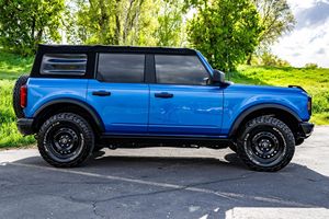 Ford Bronco Black Diamond Advanced 2021 Usado, 1 Dueño, Motor EcoBoost V6 de 2.7 Litros, Tracción en las 4 Ruedas, Color Azul Velocity Metalizado - Product Image 3