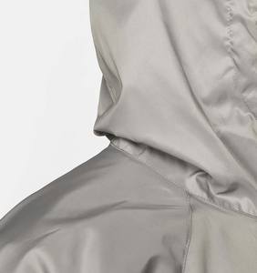 เสื้อแจ็คเก็ตกันลมน้ำหนักเบาสำหรับผู้ชาย ผลิตจากไนลอนกันน้ำ มีปกตั้ง ปิดด้วยซิป พร้อมฮู้ดแบบซอฟต์เชลล์ เหมาะสำหรับฤดูใบไม้ผลิ - Product Image 3