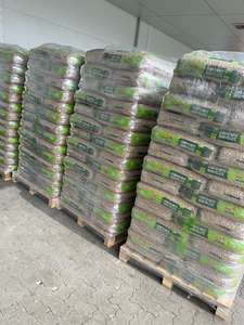 Commander du combustible de cuisson en briquette de bois dur de qualité supérieure à haute teneur en calories 5100J - Product Image 4