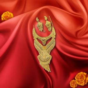 Collier Boucles d'Oreilles Ensemble avec Plaqué Or 22K Style Moderne Hadnamde Collier Boucles d'Oreilles Ensemble à Vendre par les Exportateurs - Product Image 1