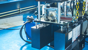 T / C / <span class=keywords><strong>Z</strong></span> / <span class=keywords><strong>U</strong></span>-Typ Kielprofiliermaschinen, Mehrere Modelle Anpassbar - Product Image 2