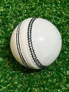 Alta calidad superior Jawassports Cricket Ball Alta calidad Cricket cuero Hardball para venta en línea - Product Image 5