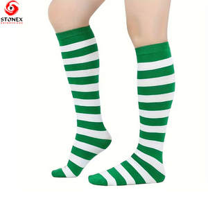 Chaussettes pour femmes de qualité supérieure avec logo personnalisé, longueur mi-mollet, position du logo sur le corps, usage quotidien, confortables, nouveau design tendance, vêtements décontractés - Product Image 5