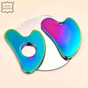 Pas cher Personnalisé Bas quantité minimale de commande En Forme De Coeur Coloré Visage Peau Métal Guasha Grattage Outil De Massage Or Logo Corps Sculpture Gua Sha - Product Image 2