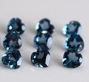 บุษราคัม AAA ธรรมชาติกรุงลอนดอนสีฟ้าบุษราคัมทรงหลวม5มม. - Product Image 3