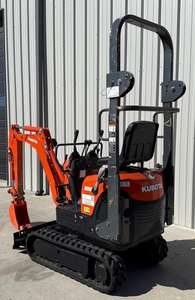 ENVÍO GRATUITO Miniexcavadora KUBOTA KX008-3 de 10 HP con Motor Diésel, Certificación EPA y CE, Bomba Hidráulica Auxiliar, Caja de Cambios y PLC - Product Image 6