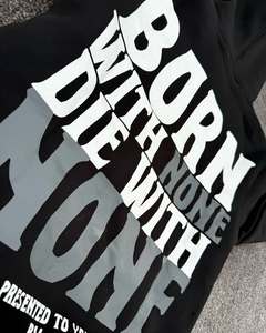 เสื้อฮู้ดดี้ผู้ชายทรงโอเวอร์ไซส์ ผ้าฝ้าย 100% 550GSM แห้งเร็ว ไม่ยับง่าย เป็นมิตรกับสิ่งแวดล้อม สำหรับฤดูหนาว รับผลิตตามสั่งพร้อมโลโก้แบรนด์ Speedy Industry - Product Image 6