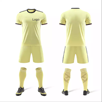 Uniformes de fútbol de LICRA y poliéster para equipos deportivos de secado rápido hechos en Pakistán