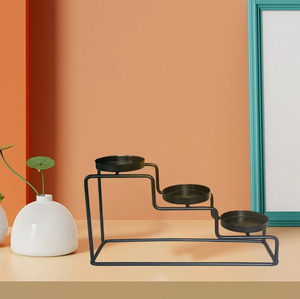 Bougeoirs en métal Vente Chaude 3 Piliers Photophore Bougeoir Artisanat Meilleur Prix - Product Image 1