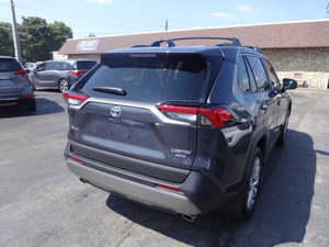 Toyota RAV4 Limited 2024 Usado en Buen Estado, SUV de 4 Puertas - Product Image 3