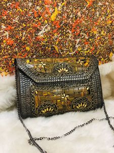 2024ขายดีกระเป๋าคลัทช์โลหะทรงกลมทำจากโลหะลายชายหาดฤดูร้อนของผู้หญิงกระเป๋าคลัทช์แฟชั่นสำหรับผู้หญิงมีปริมาณมาก - Product Image 2