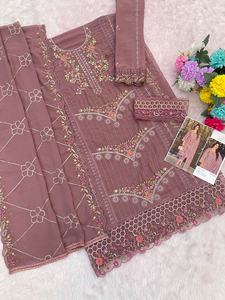 Ensemble Kurta pakistanais de créateur en faux georgette lourd avec broderie, travail de séquence et travail de Khatli Salwar Kameez - Product Image 6