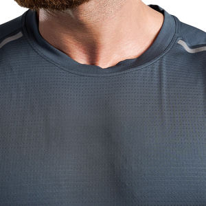 2025, la camiseta sin mangas de algodón para hombres más vendida, ropa de entrenamiento de alta calidad con impresión de logotipo personalizado, transpirable para adultos - Product Image 2