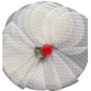 Papel de Arroz Vietnamita 100% Seco Sin Gluten Sin Sabor Empaquetado en Bolsa de Rollo de Silk Chains para Alimentos y Bebidas para Adultos - Product Image 1