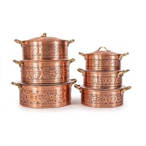 Pot en cuivre de style vintage, sculpté verticalement, avec double poignée - Product Image 3