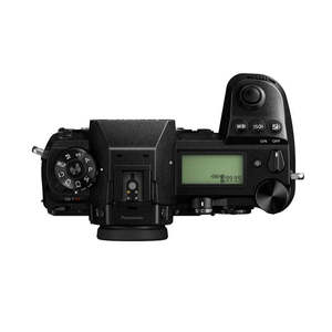 กล้องมิเรอร์เลสฟูลเฟรมพร้อมเซ็นเซอร์ MOS ความละเอียดสูง 47.3MP เลนส์ 24-105 มม. F4 เมาท์ L รองรับวิดีโอ 4K HDR หน้าจอ LCD ขนาด 3.2 นิ้ว - Product Image 1