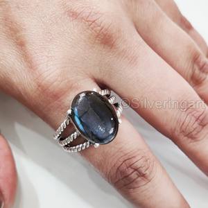 Anillo de Plata de Ley 925 para Mujer con Labradorita Natural, Diseño Bohemio de 3 Bandas Trenzadas, Joyería Hecha a Mano para Fiestas y Navidad - Product Image 2