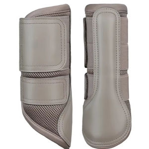 Botas de Protección para Caballos, Hechas a Medida en Pakistán, de Alta Calidad, con Acolchado Protector que Absorbe los Impactos - Product Image 1