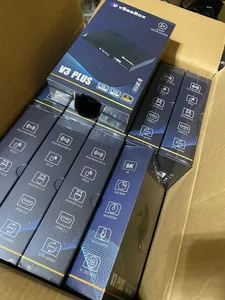 Boîtier TV Android vSeeBox V3 Plus 64 Go 4K UHD avec télécommande vocale 2025 - Product Image 2