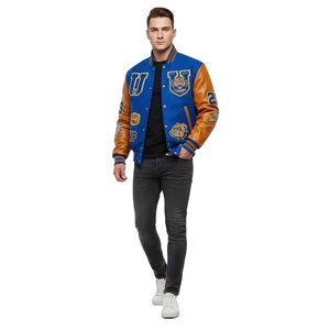 Blouson universitaire Y2K pour homme, personnalisable avec logo, style streetwear hiver, bleu foncé vintage, avec broderie graphique et impression lettrage, en tissu épais - Product Image 5