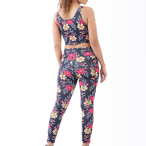 Conjunto de Yoga Floral Personalizado para Mujer, Bra Deportivo y Leggings de Cintura Alta, Ropa Deportiva al Por Mayor, OEM - Product Image 5